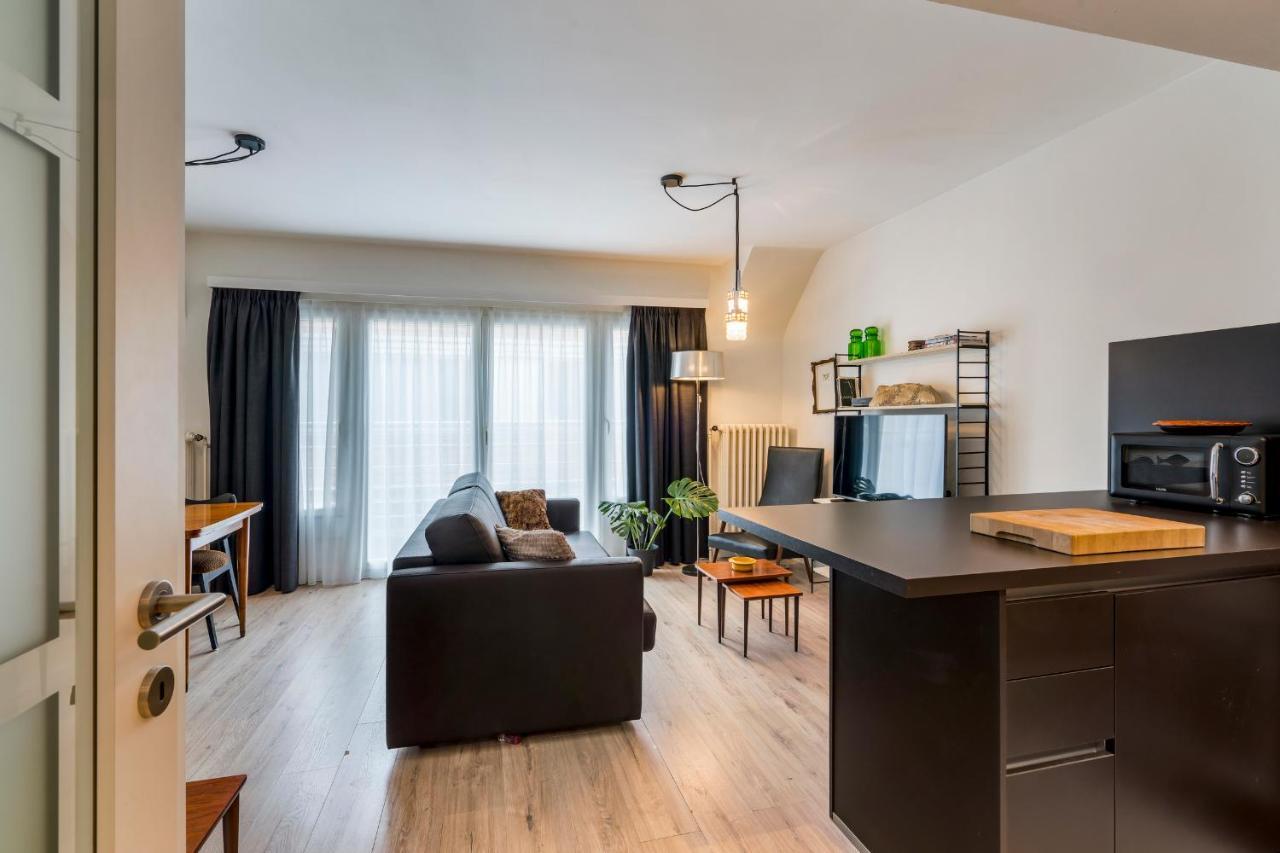 Apartamento Retro Woning Te Centrum Oostende, 5min De Kust